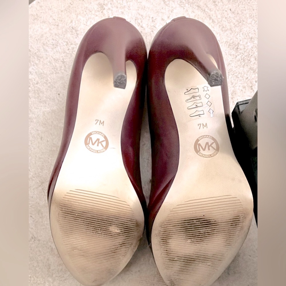EUC MICHAEL Michael Kors Antoinette Pumps Oxblood/Maroon Size 7 - Picture 8 of 8